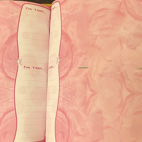 Vintage Y2K Photo Album - Picture 5 of 6